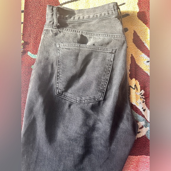 AGOLDE 90s Crop Jeans in Shutter. Like new black high waisted straight jeans - Picture 5 of 16